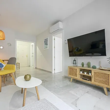 Charming In The Heart Of Lägenhet Fuengirola